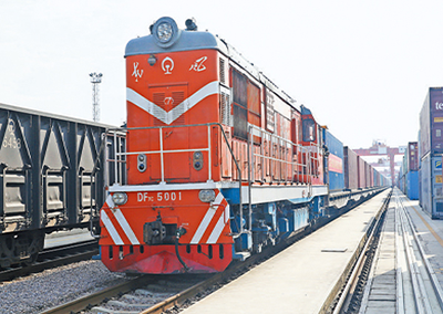 Sea-rail combined transport